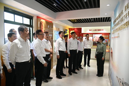 赏金国际集团开展“传承红色基因 学习守岛精神”主题党日活动